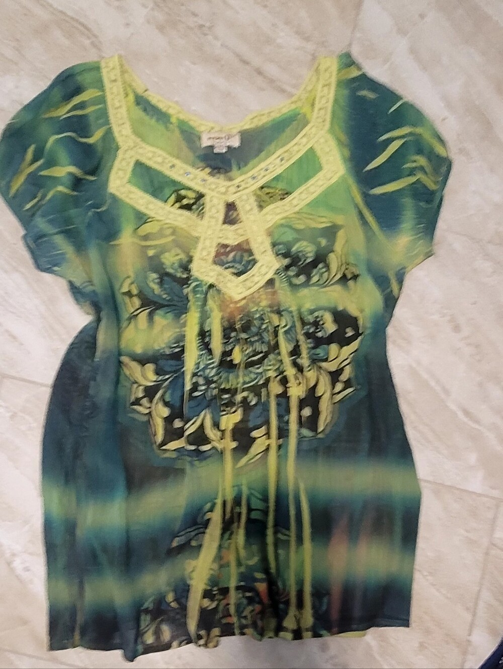 ONE WORLD Green and Yellow Tie-Dye Lace-Trim  Top